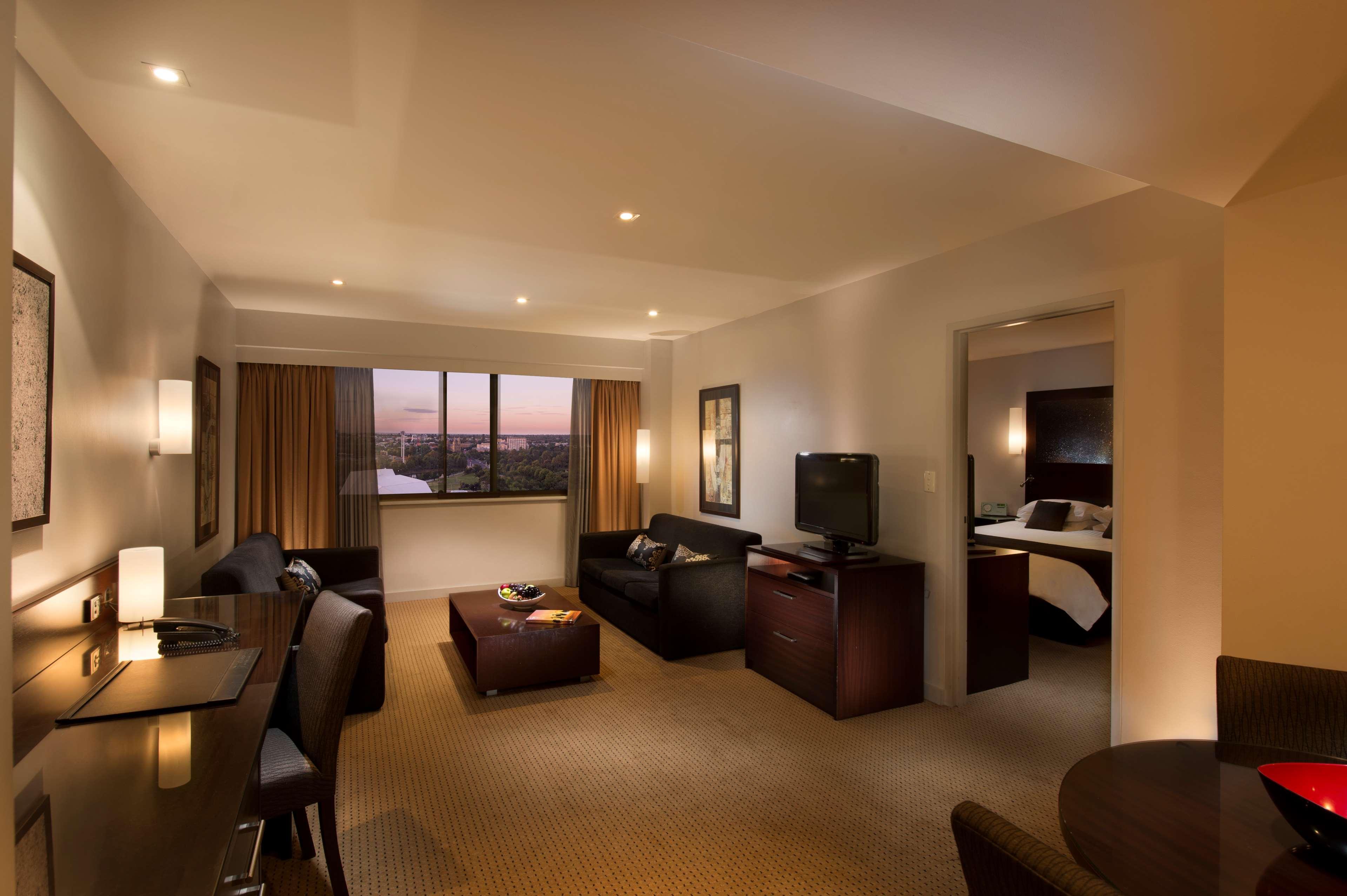 斯坦福德阿德莱德广场酒店 客房 照片 A suite at the Westin