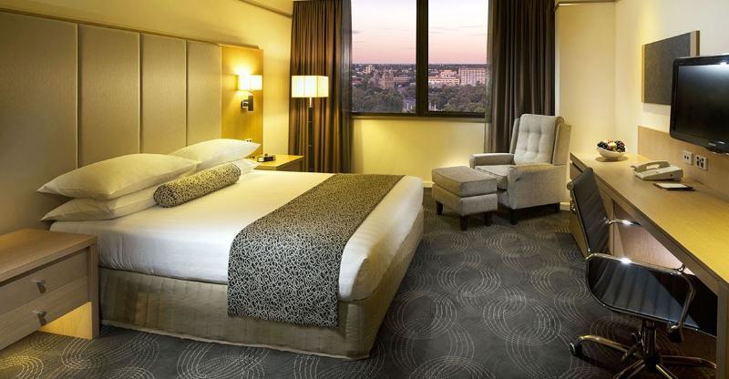 斯坦福德阿德莱德广场酒店 外观 照片 A room at the Hilton Tel Aviv